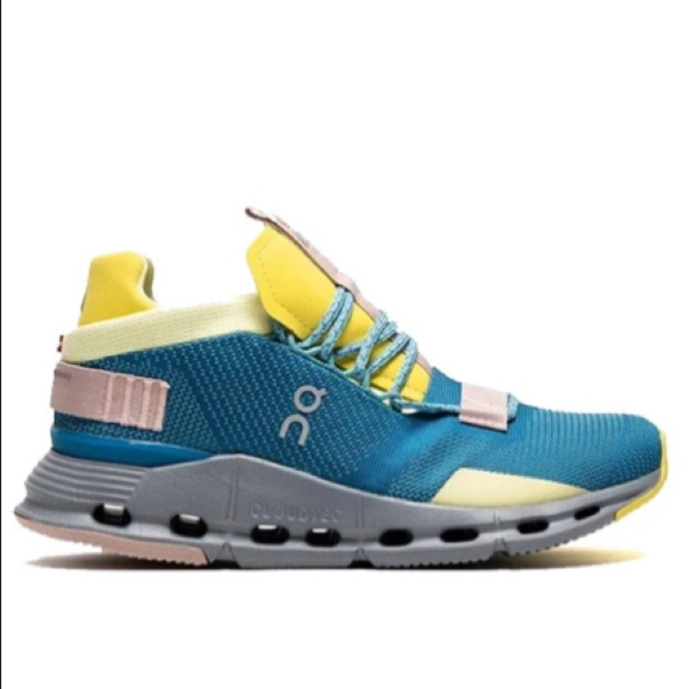 NEW WITHOUT BOX On Cloud Shoes